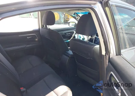 2017 Nissan Altima 2.5 Sr z USA, uszkodzony, nr VIN 1N4AL3AP7HC146131